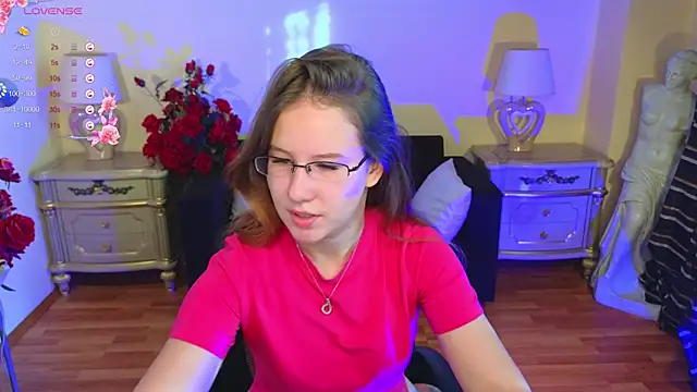 Snapshot of Lisa_Roses chatting on October 2025 04:20:02 AM Lisa Roses online show from October 2025 04:20:02 AM