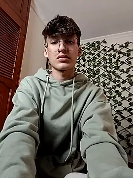 bellmontneon online show from November 2025 12:15:02 PM