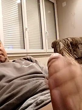 hugoboys4576 online show from November 2025 06:24:02 AM