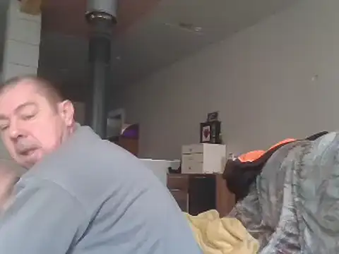 hugoboys4576 online show from December 2025 11:27:02 AM