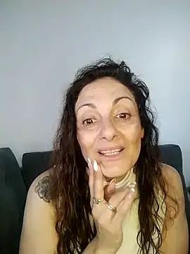 Snapshot of dulcefanny chatting on September 2025 01:05:02 PM dulcefanny online show from September 2025 01:05:02 PM