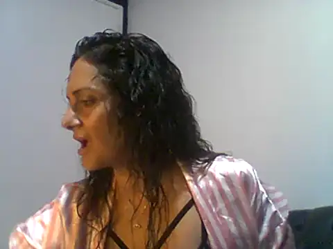 dulcefanny online show from April 2026 10:40:02 AM