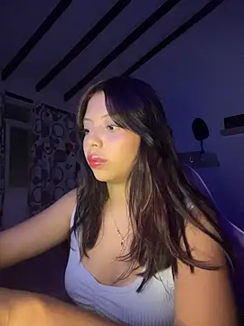 Snapshot of Kitty_Cum2 chatting on December 2025 12:30:01 AM Kitty Cum2 online show from December 2025 12:30:01 AM