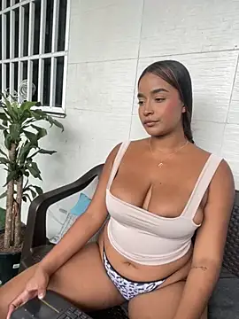 Snapshot of DemiSins chatting on November 2025 09:05:02 PM DemiSins online show from November 2025 09:05:02 PM