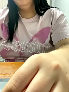 Snapshot of Ellainaaa chatting on October 2025 10:41:01 PM Ellainaaa online show from October 2025 10:41:01 PM