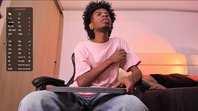 AllexJacob online show from December 2025 01:27:01 PM