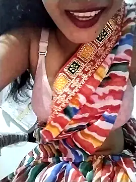 ms-naina online show from November 2025 07:02:02 PM