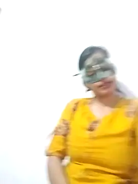 Snapshot of ms-naina chatting on April 2026 08:33:01 PM ms-naina online show from April 2026 08:33:01 PM