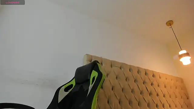 Snapshot of Dakota_x18 chatting on September 2025 08:46:01 PM Dakota x18 online show from September 2025 08:46:01 PM