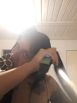 gabii hardy online show from April 2026 09:32:02 AM