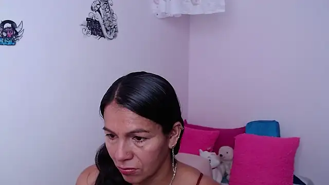 camilavargas  online show from February 2026 06:59:02 PM