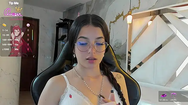 Snapshot of sophiadoll_tf chatting on April 2026 08:47:01 PM sophiadoll tf online show from April 2026 08:47:01 PM