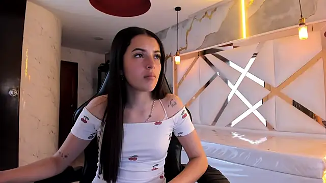 sophiadoll tf online show from May 2026 12:59:01 PM