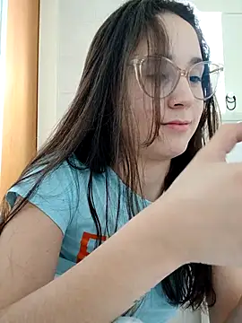 Snapshot of linameii chatting on October 2025 02:46:02 AM linameii online show from October 2025 02:46:02 AM