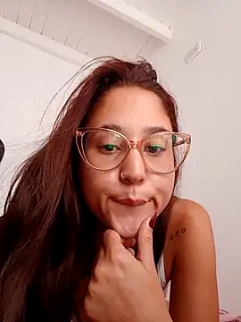Snapshot of linameii chatting on February 2026 01:08:02 PM linameii online show from February 2026 01:08:02 PM