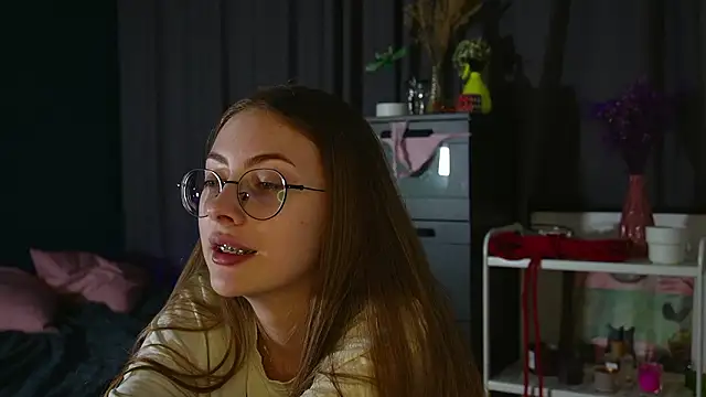 Snapshot of blissence chatting on February 2026 03:24:02 PM blissence online show from February 2026 03:24:02 PM