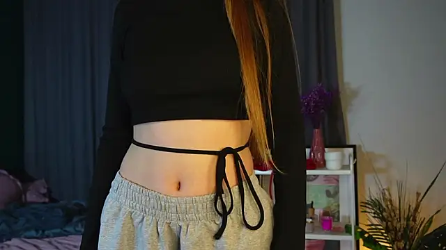 Snapshot of blissence chatting on February 2026 03:42:02 PM blissence online show from February 2026 03:42:02 PM