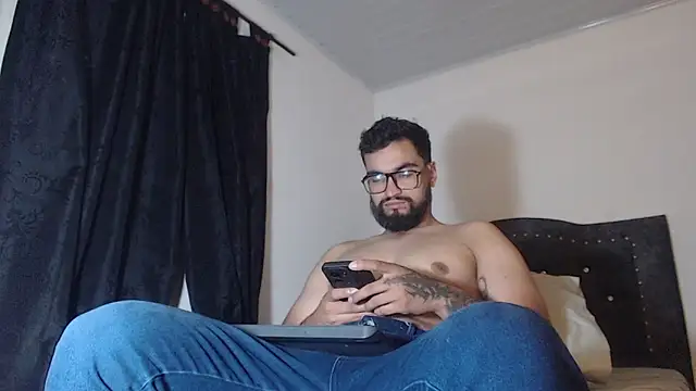 Chrys harris77 online show from April 2026 11:05:02 PM