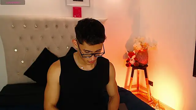 SalvadorFit online show from September 2025 08:58:01 PM