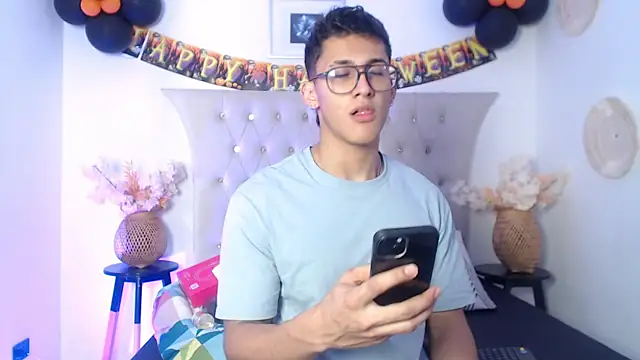 SalvadorFit online show from October 2025 08:20:01 PM