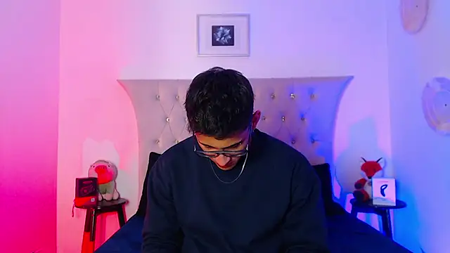 SalvadorFit online show from November 2025 08:31:01 PM