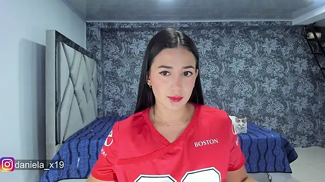 Snapshot of Daniela_x19 chatting on April 2026 01:10:01 AM Daniela x19 online show from April 2026 01:10:01 AM