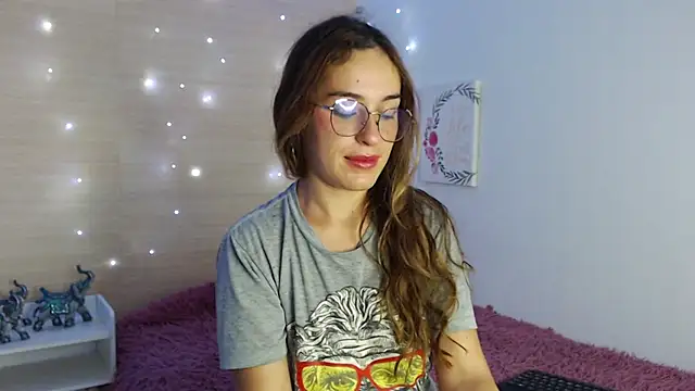 kat desiree online show from October 2025 11:32:02 AM