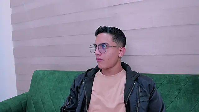 Snapshot of axel_vega chatting on October 2025 01:17:02 PM axel vega online show from October 2025 01:17:02 PM