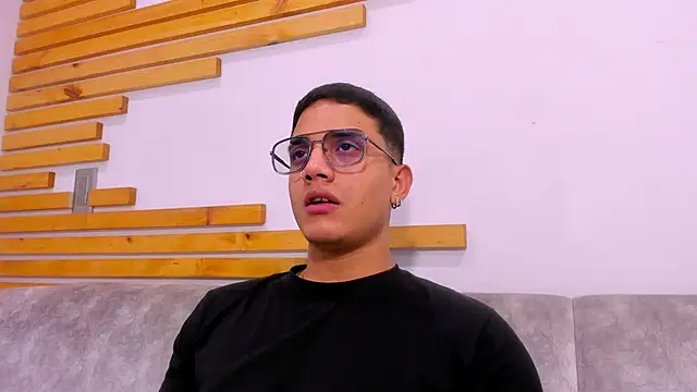 Snapshot of axel_vega chatting on October 2025 07:11:01 PM axel vega online show from October 2025 07:11:01 PM