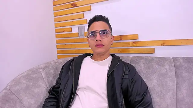 Snapshot of axel_vega chatting on October 2025 01:20:01 PM axel vega online show from October 2025 01:20:01 PM