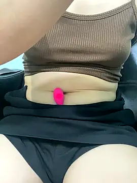 Snapshot of -Bigbutt- chatting on October 2025 04:51:02 PM -Bigbutt- online show from October 2025 04:51:02 PM