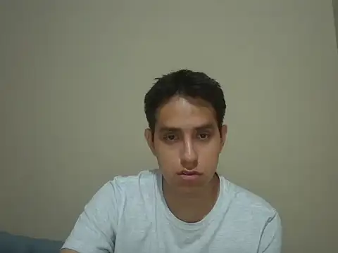 Snapshot of supguyLat chatting on April 2026 04:46:02 AM supguyLat online show from April 2026 04:46:02 AM