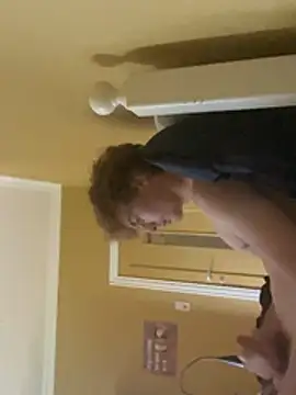Snapshot of Randy9222 chatting on June 2026 05:29:02 PM Randy9222 online show from June 2026 05:29:02 PM