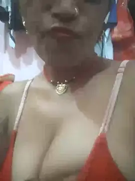 Hott cutgirl online show from October 2025 05:33:01 PM