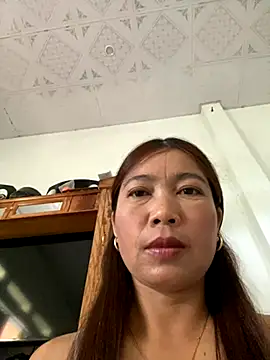 Milky-milk online show from October 2025 02:20:01 AM