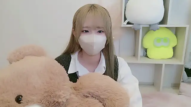 Snapshot of Cocoro_o0 chatting on September 2025 02:35:02 AM Cocoro o0 online show from September 2025 02:35:02 AM