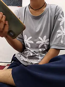 sassyishhu76 online show from October 2025 06:41:02 AM