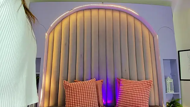 KeendraFox  online show from September 2025 07:27:01 PM