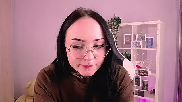 MollyKissy online show from October 2025 08:06:01 AM