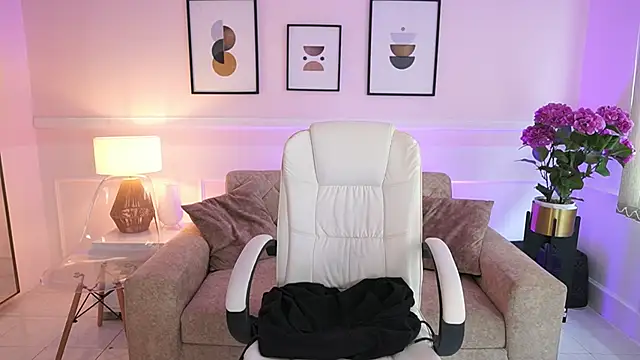 Snapshot of BillieBrownn chatting on October 2025 07:05:01 PM BillieBrownn online show from October 2025 07:05:01 PM