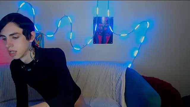 AlexNaughty14 online show from October 2025 07:40:02 AM