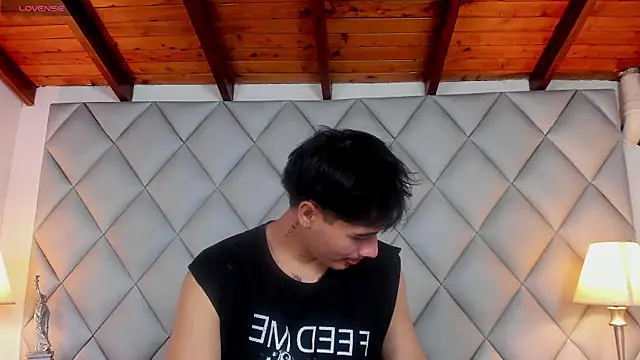 Snapshot of Clement_Reyes chatting on November 2025 01:11:01 PM Clement Reyes online show from November 2025 01:11:01 PM