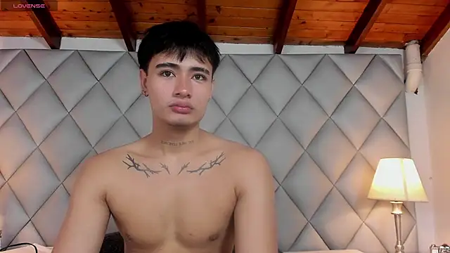 Snapshot of Clement_Reyes chatting on November 2025 12:38:01 PM Clement Reyes online show from November 2025 12:38:01 PM