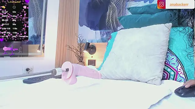 Anabacker01 online show from January 2026 07:51:02 PM