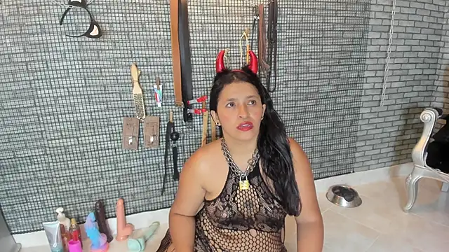 Snapshot of BDSM_MEDUZA chatting on March 2026 04:05:02 AM BDSM MEDUZA online show from March 2026 04:05:02 AM