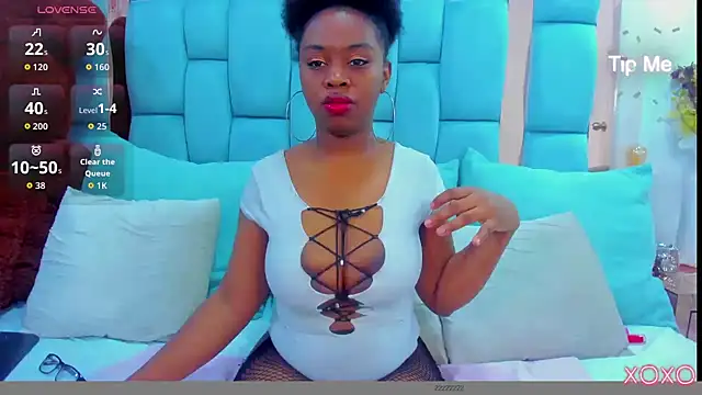 Snapshot of hazellanee chatting on April 2026 12:09:02 AM hazellanee online show from April 2026 12:09:02 AM