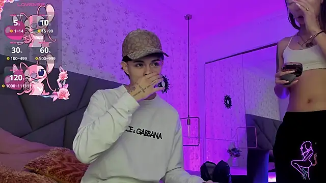 meganandtylerr19 online show from November 2025 12:09:02 PM