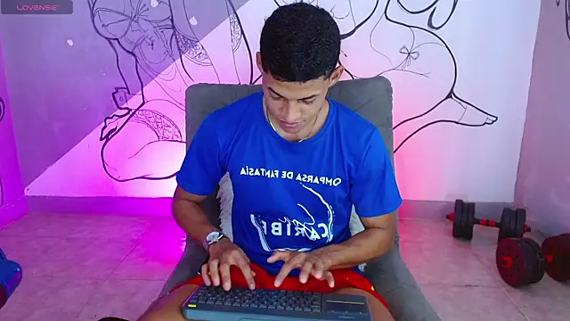 deivid bigcock1 online show from March 2026 07:03:02 PM