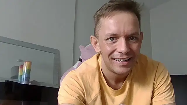 HeftyBoat6 online show from March 2026 11:48:02 AM