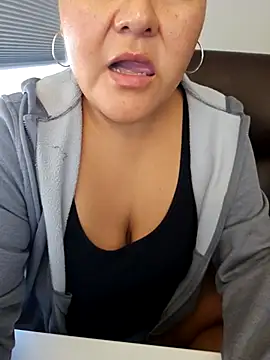 sw33th3art online show from September 2025 08:12:02 PM